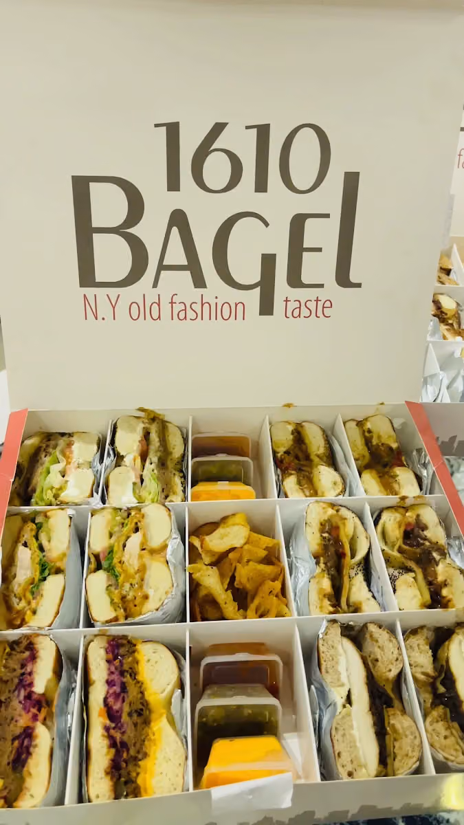 1610 Bagel
