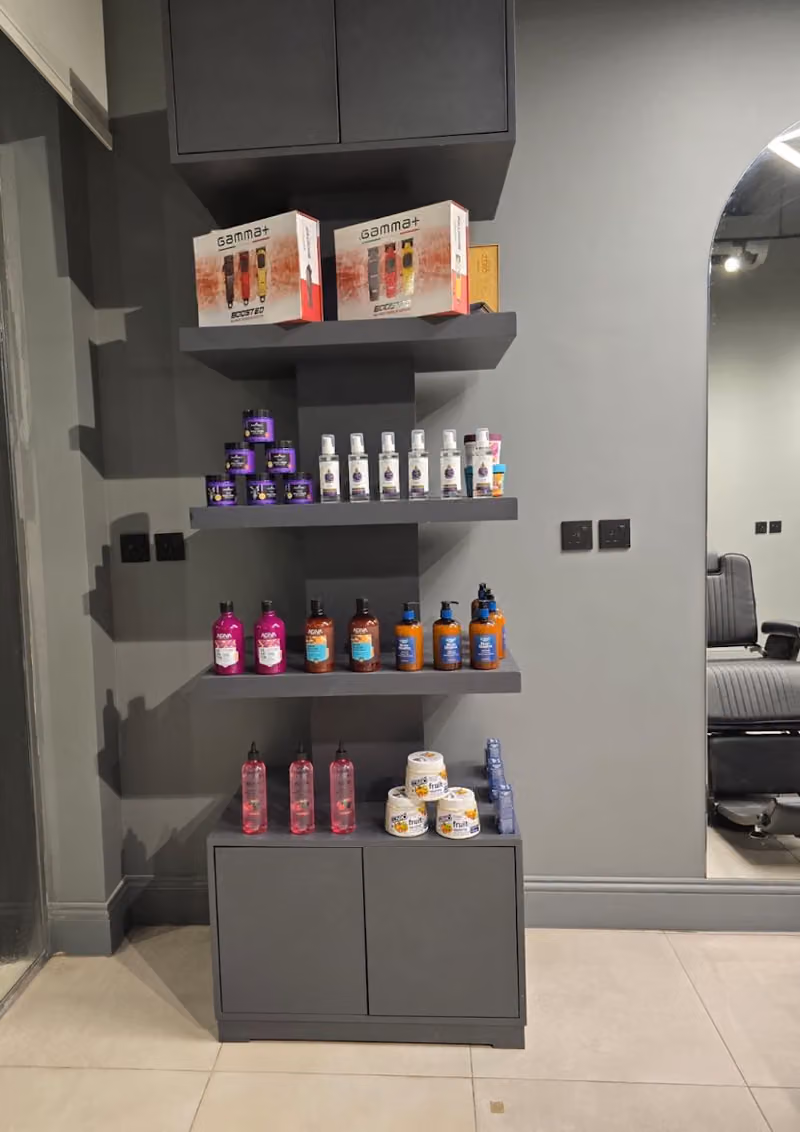 30 Degrees barbershop