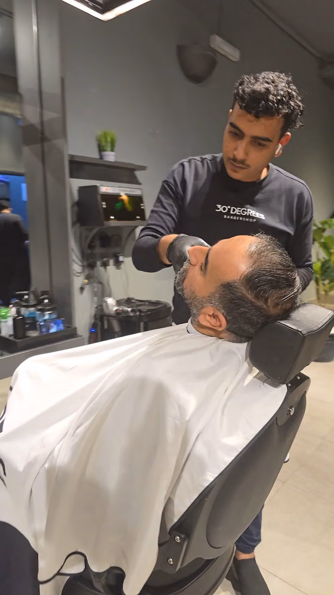 30 Degrees barbershop | صالون حلاقة 30 درجة