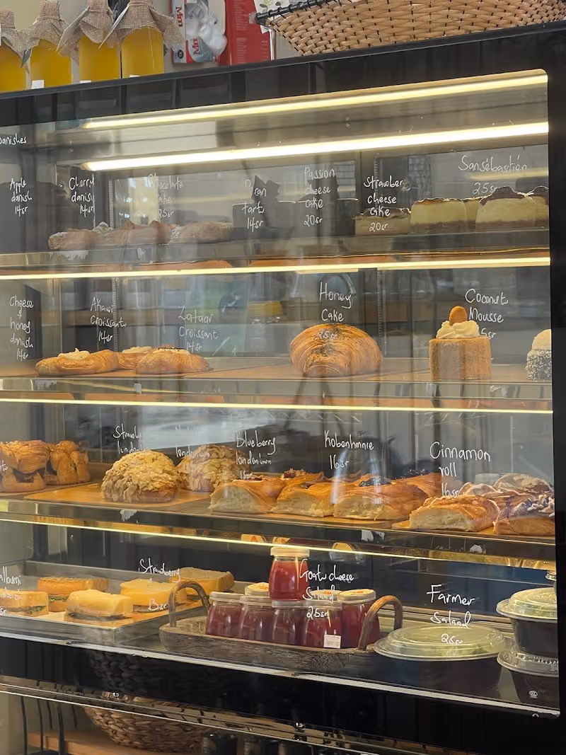 48 Avenue Bakery & specialty coffee
