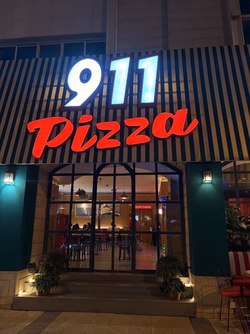 911 pizza