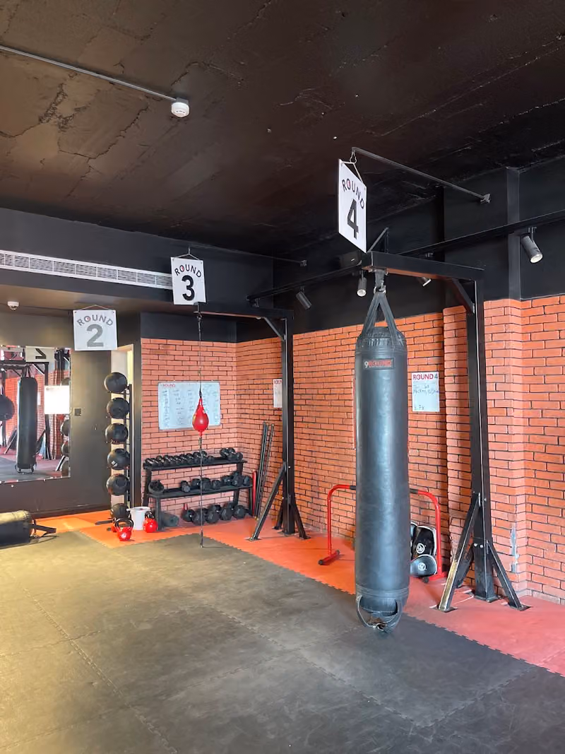 9ROUND Gents