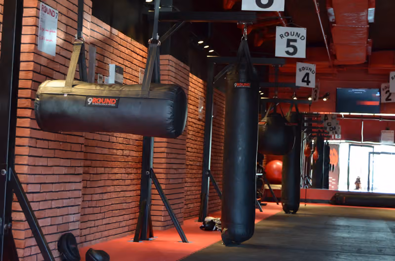 9ROUND Gents