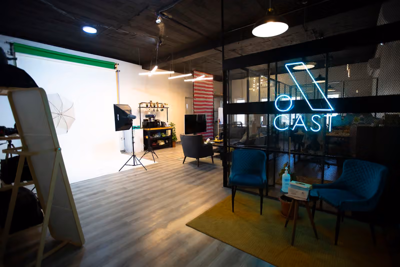 A cast Agency
