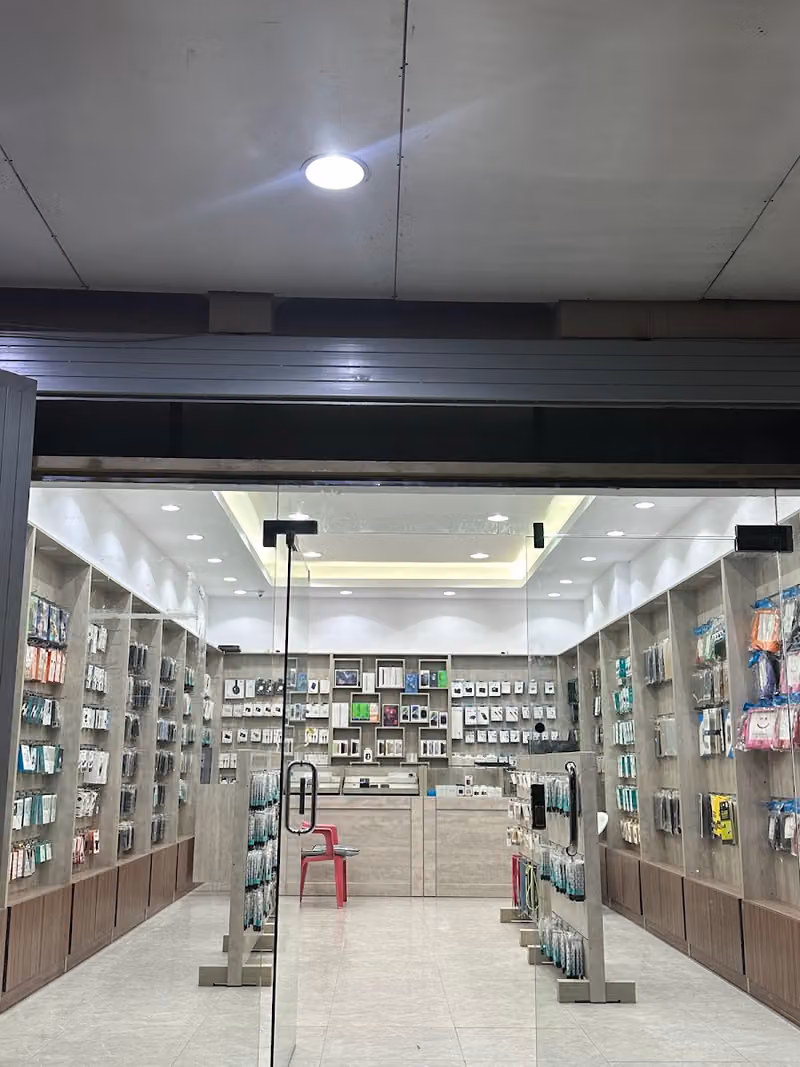 عدسة الربوه للاتصالات