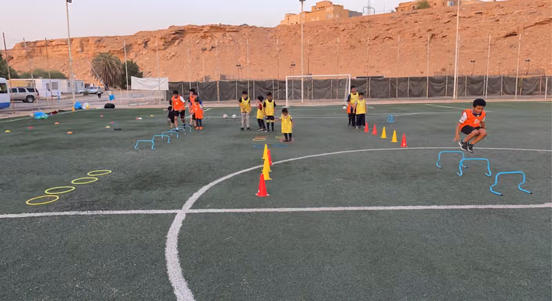 اكاديمية الانطلاقة لكرة القدم