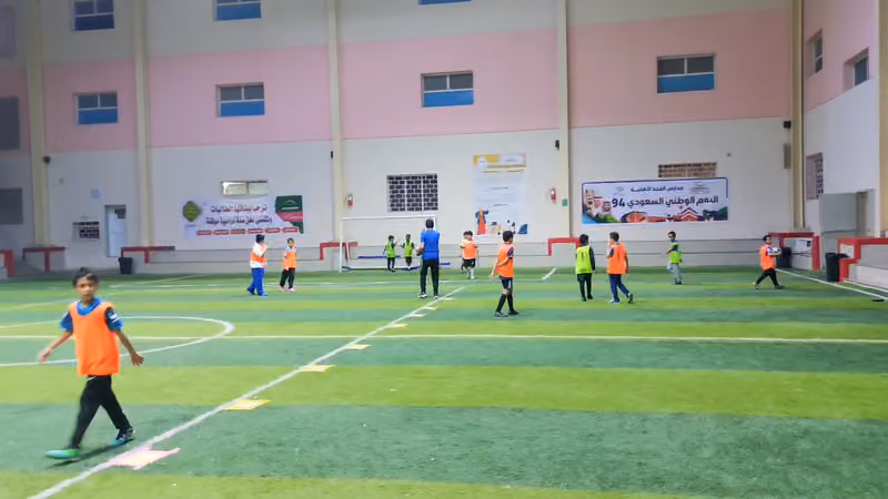 أكاديمية المجد الرياضية بنات