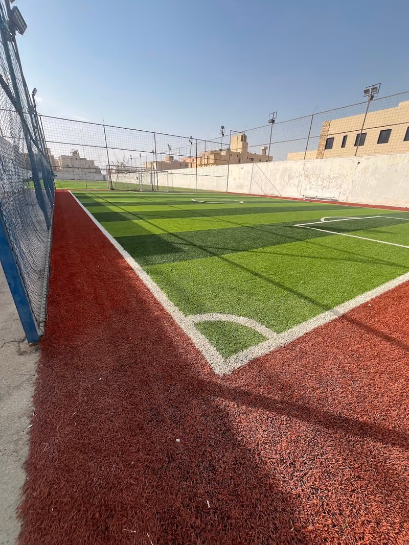 اكاديمية المواهب لكرة القدم فرع حي لبن