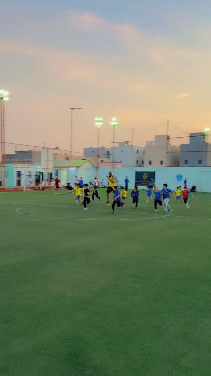 اكاديمية الراية لتعليم كرة القدم
