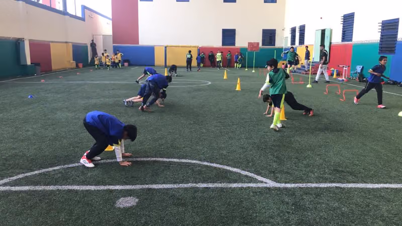اكاديمية خطوات كرة القدم