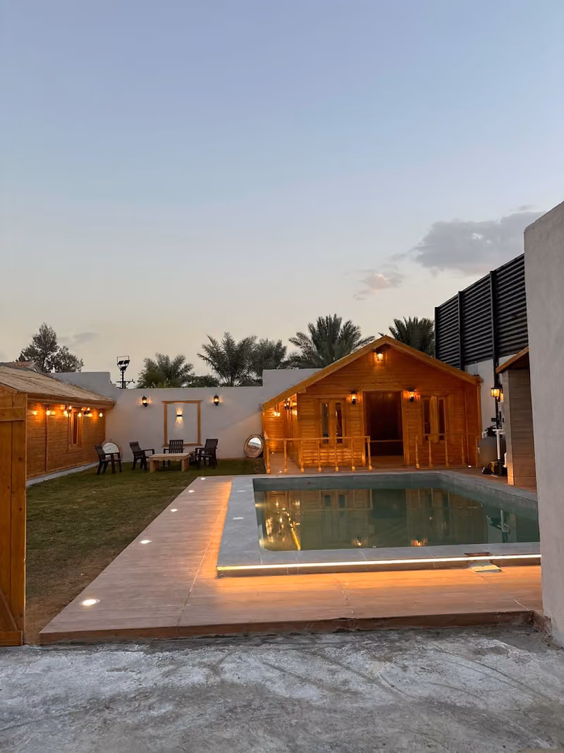 Akwakh Banban Resort مخيم اكواخ بنبان
