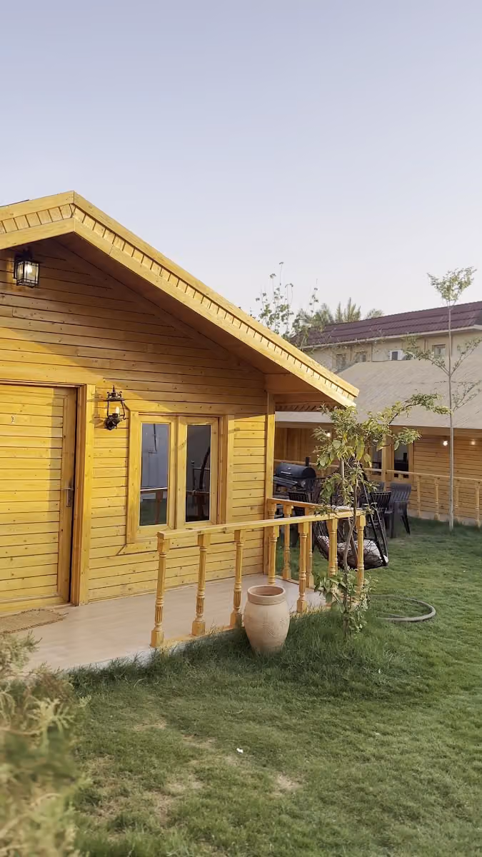 Akwakh Banban Resort مخيم اكواخ بنبان