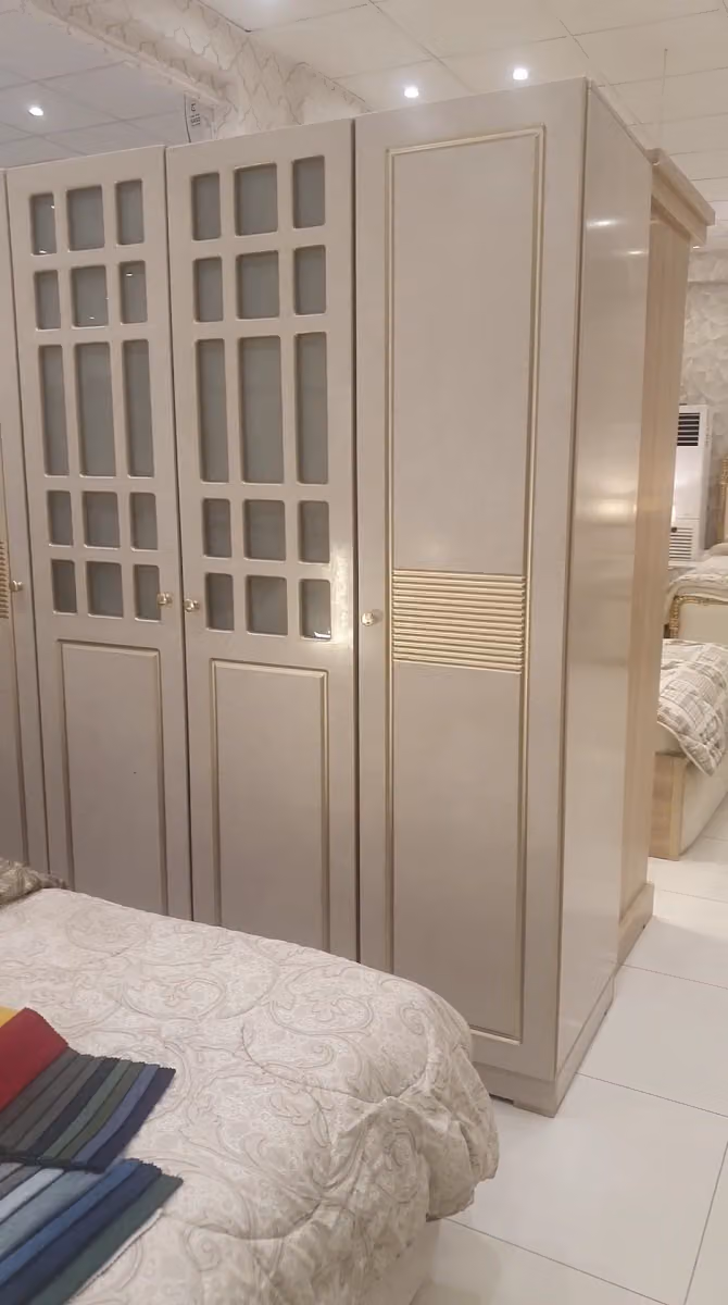 الابداع الميمون لغرف النوم والخزائن