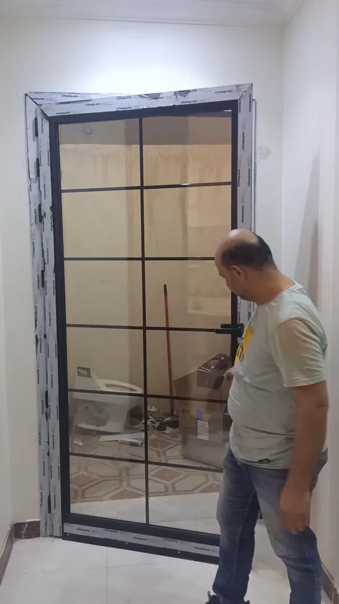 الالمونيوم والزجاج