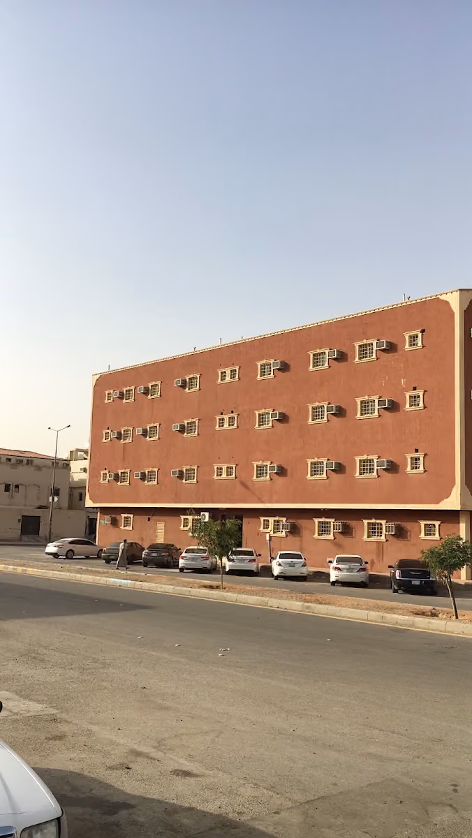 العماره الحمراء