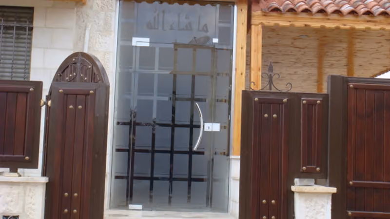 العمدة للاعمال المعدنية والزجاجية
