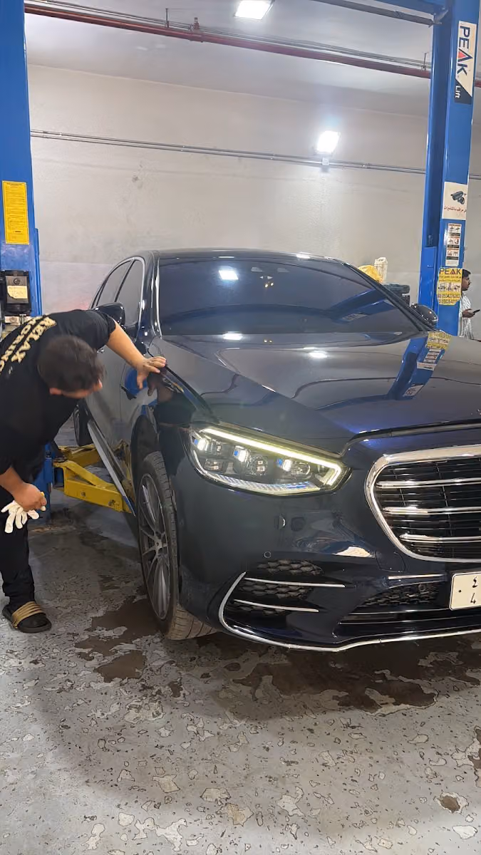 الانجاز فحص كمبيوتر واصلاح كهرباء السيارات