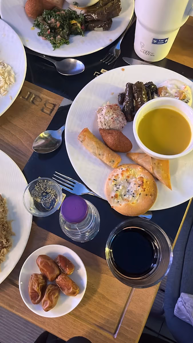 Albaron Restaurant مطعم البارون