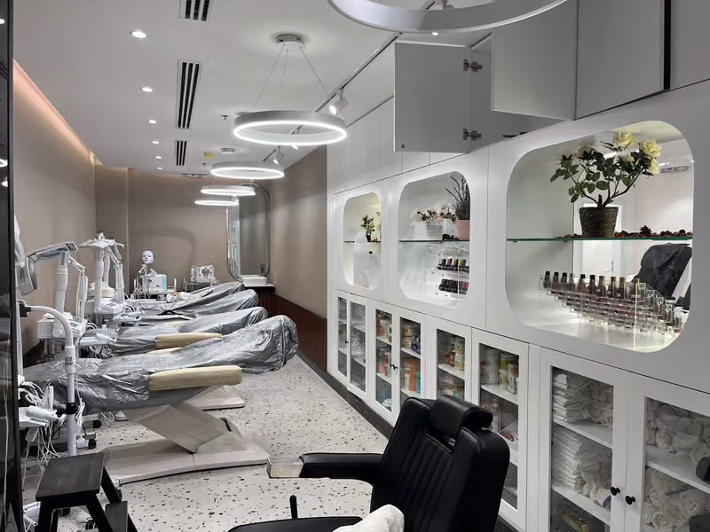 Albinia Beauty Parlor Women's Body Care and women's grooming ألبينيا بيوتي بارلور للعناية بالجسم والعناية بالمرأة النسائية