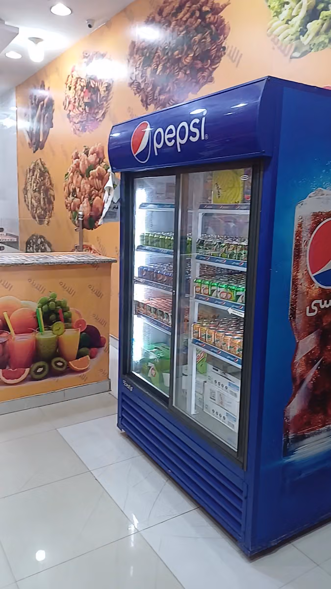 البيتزا اللذيذه