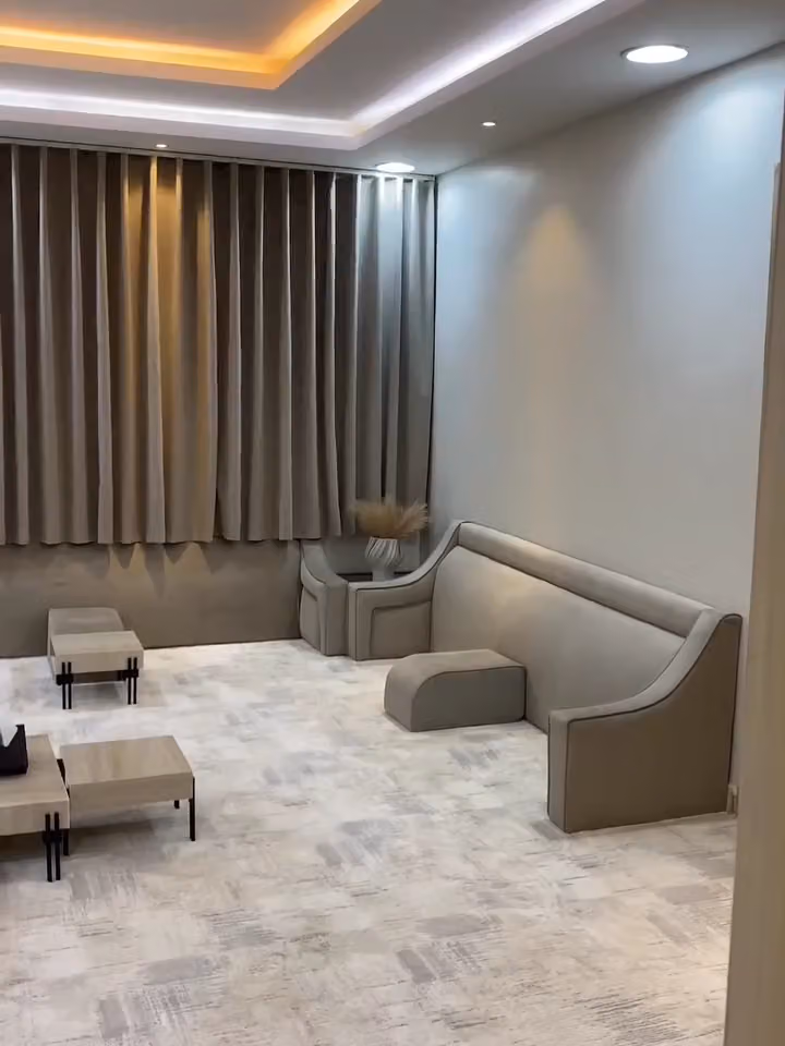 الحميدي تفصيل تنجيد كنب ستائر مجالس ٠٥٥٨٢٦٤٠٠١ Furniture shop