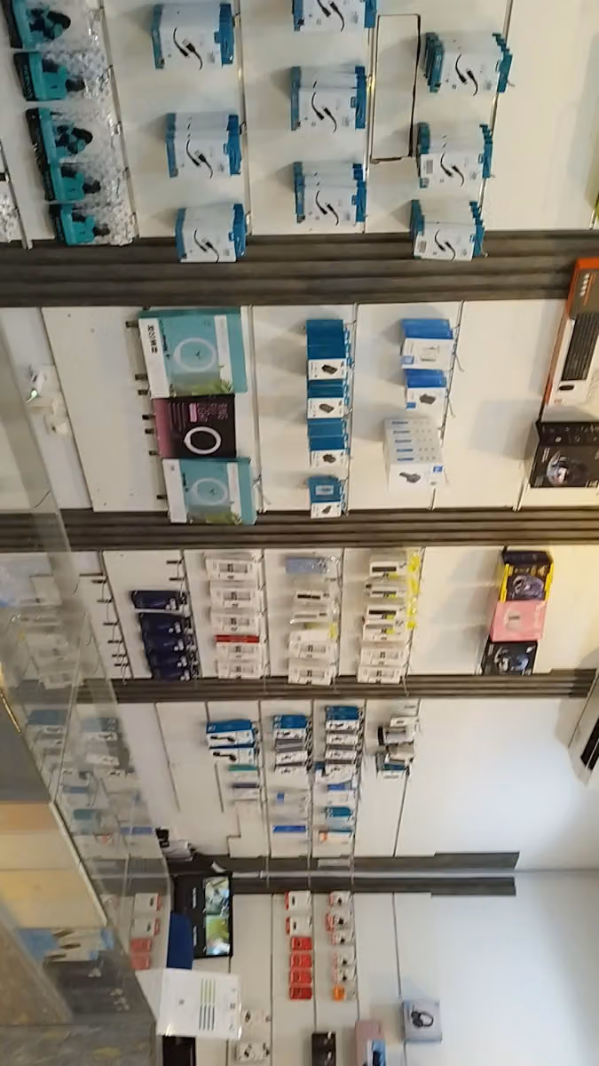 الحنيحن للاتصالات | صيانة جوالات وكمبيوترات وبلايستيشن وإكسسوارات – Al Hanaihen Telecom | Repairs & Accessories