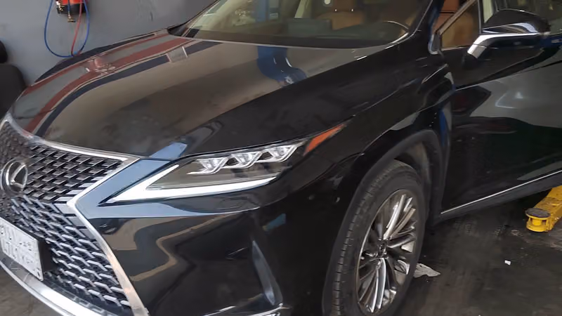 Ali Auto Electric Specialist car ac repairing filings gas with mashin