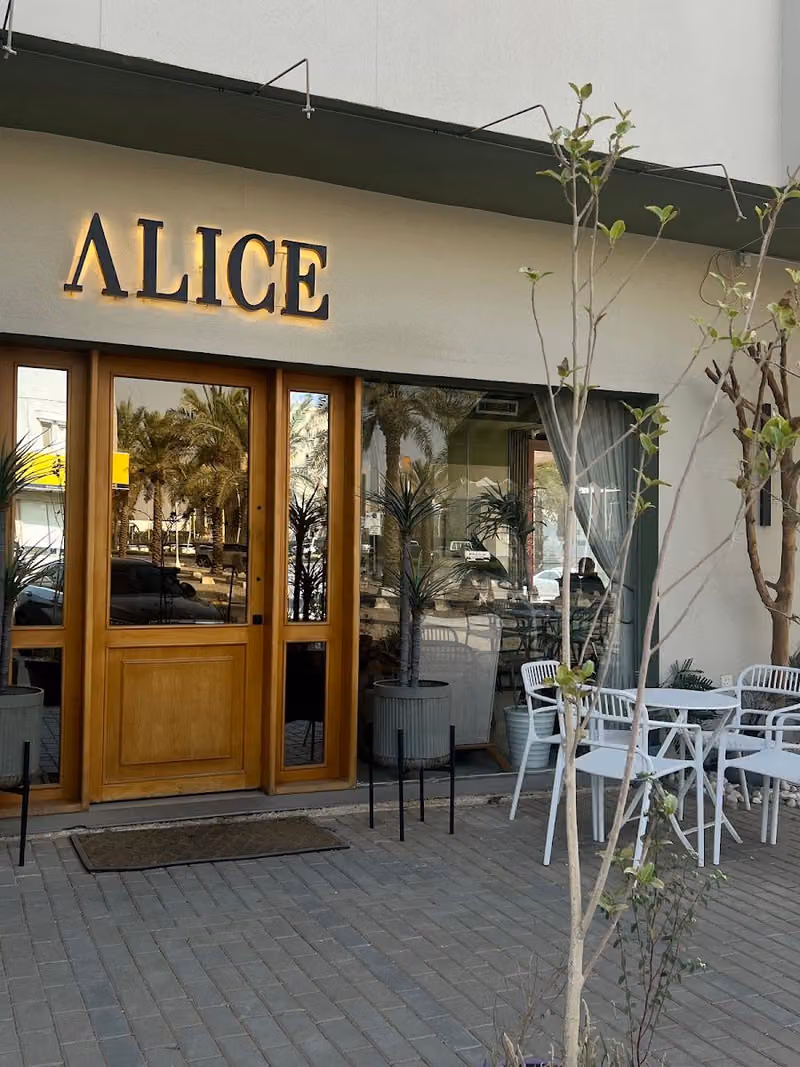Alice Café