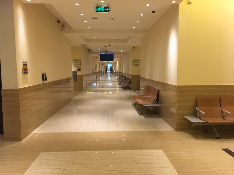 الجامعة السعودية الالكترونية الإدارة وقسم الطلاب