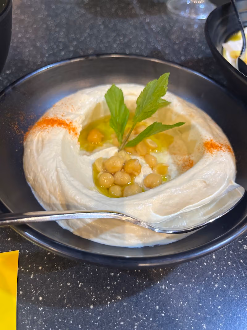 الكبير بيسترو لبناني