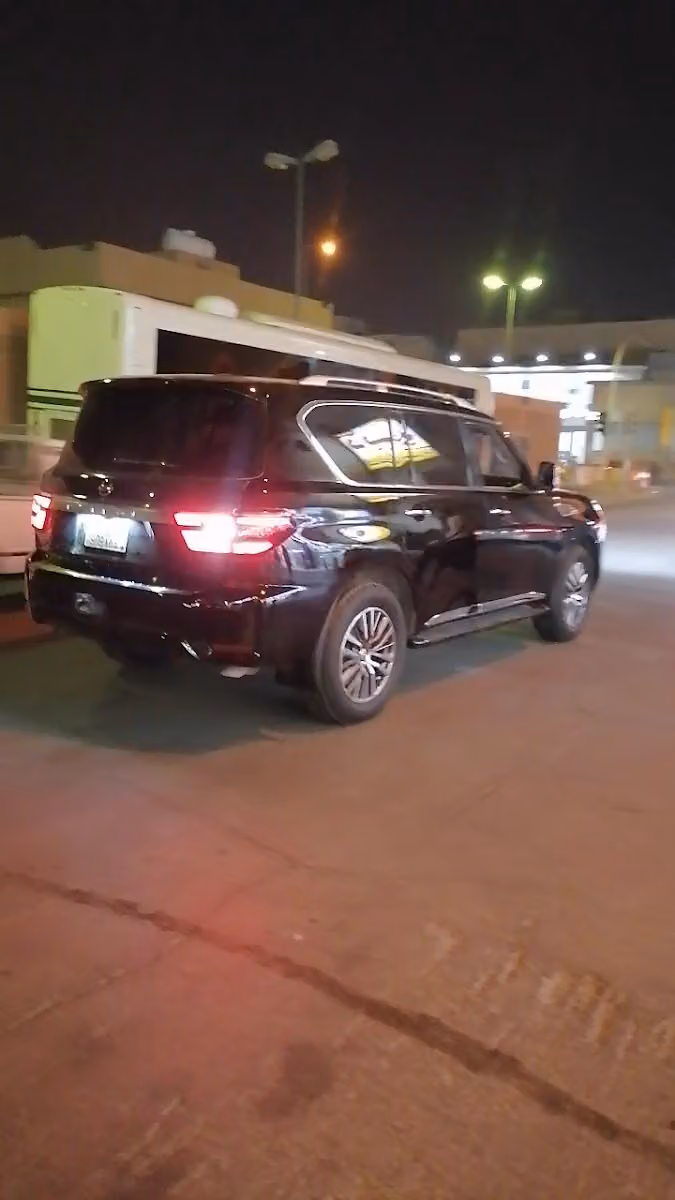 الماجد الرائدفي تنجيد و زينه السيارات