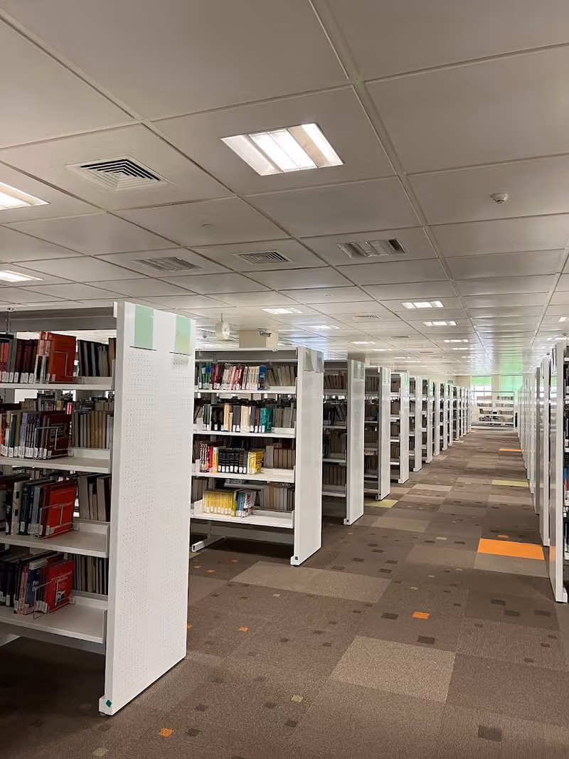 المكتبة المركزية - المدينة الجامعية للطالبات