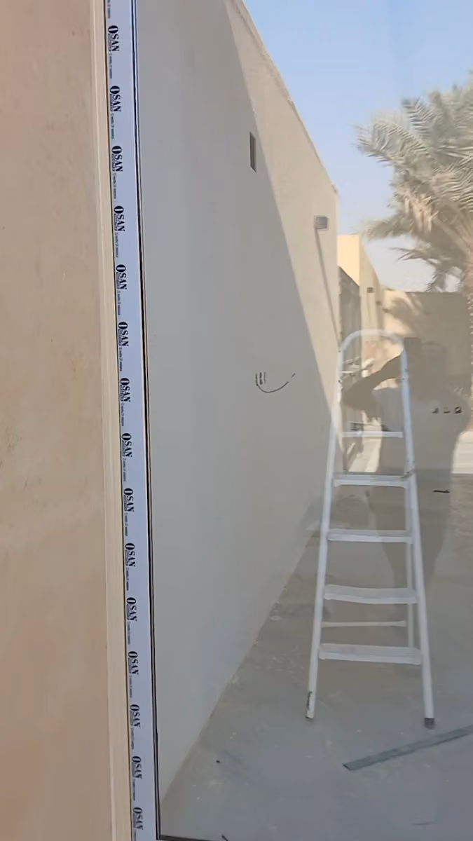 المنيوم وزجاج