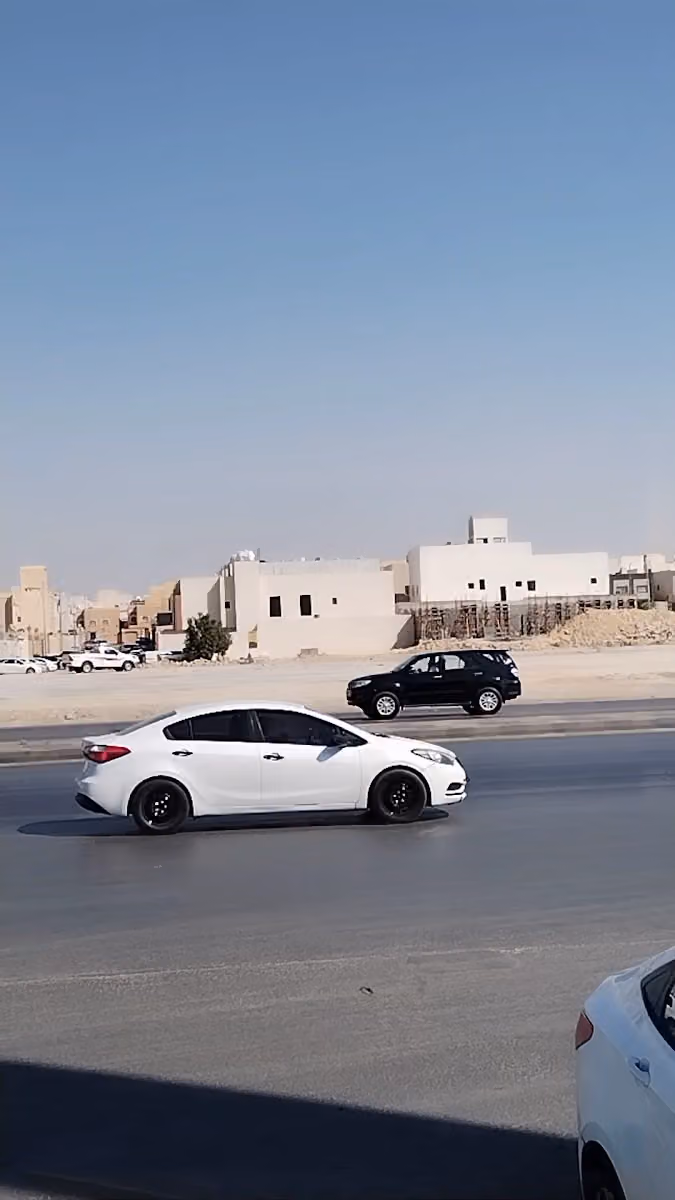 المستودعات النموذجيه