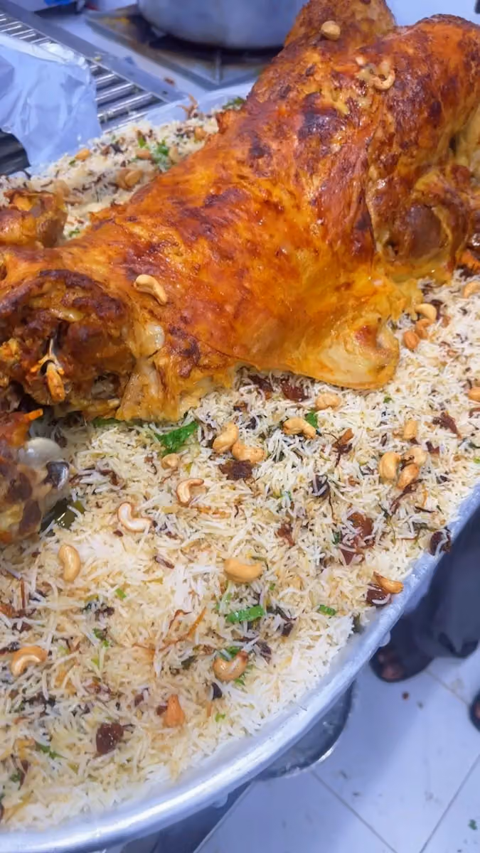 مطعم بيت المعازيب البندرية الفرع الرئيسي