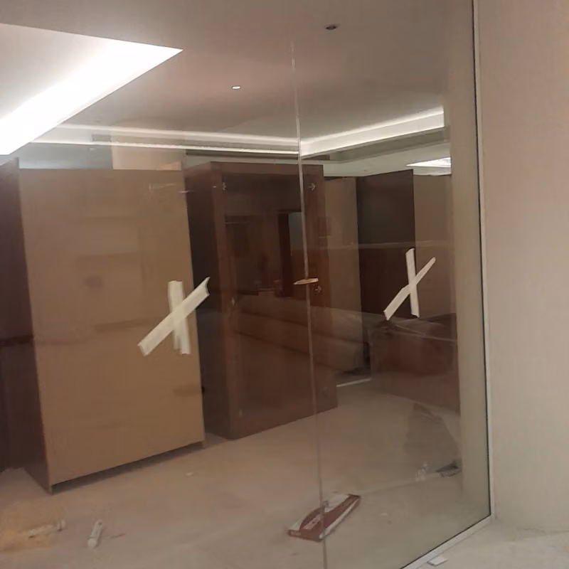 المونيوم وزجاج ومريا ابو بيتر
