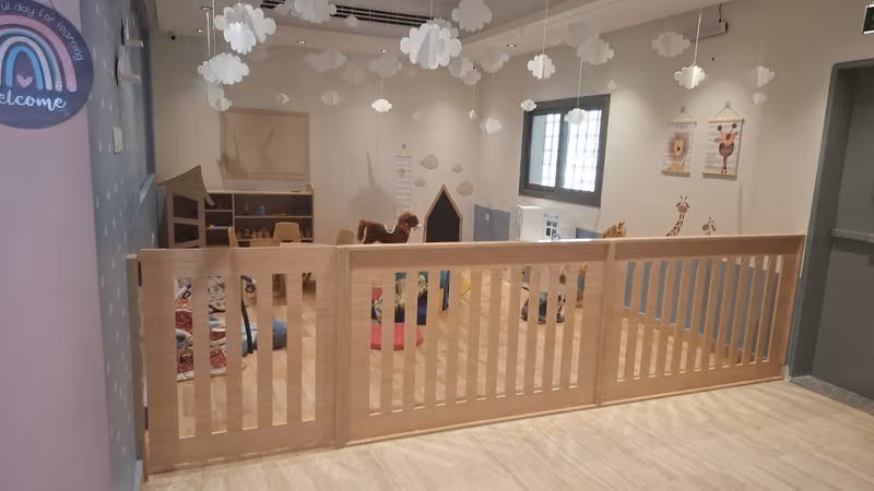 النجار مالك