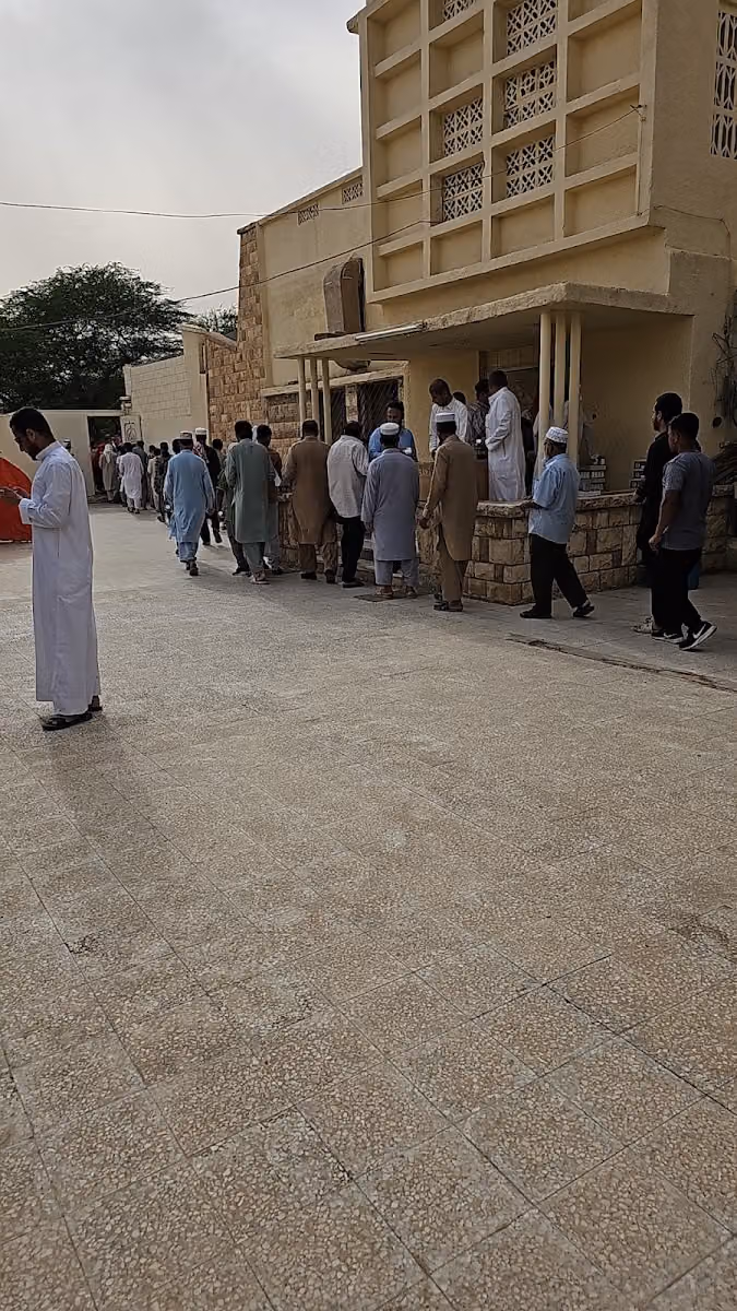 شــركــة الــصــفــرات