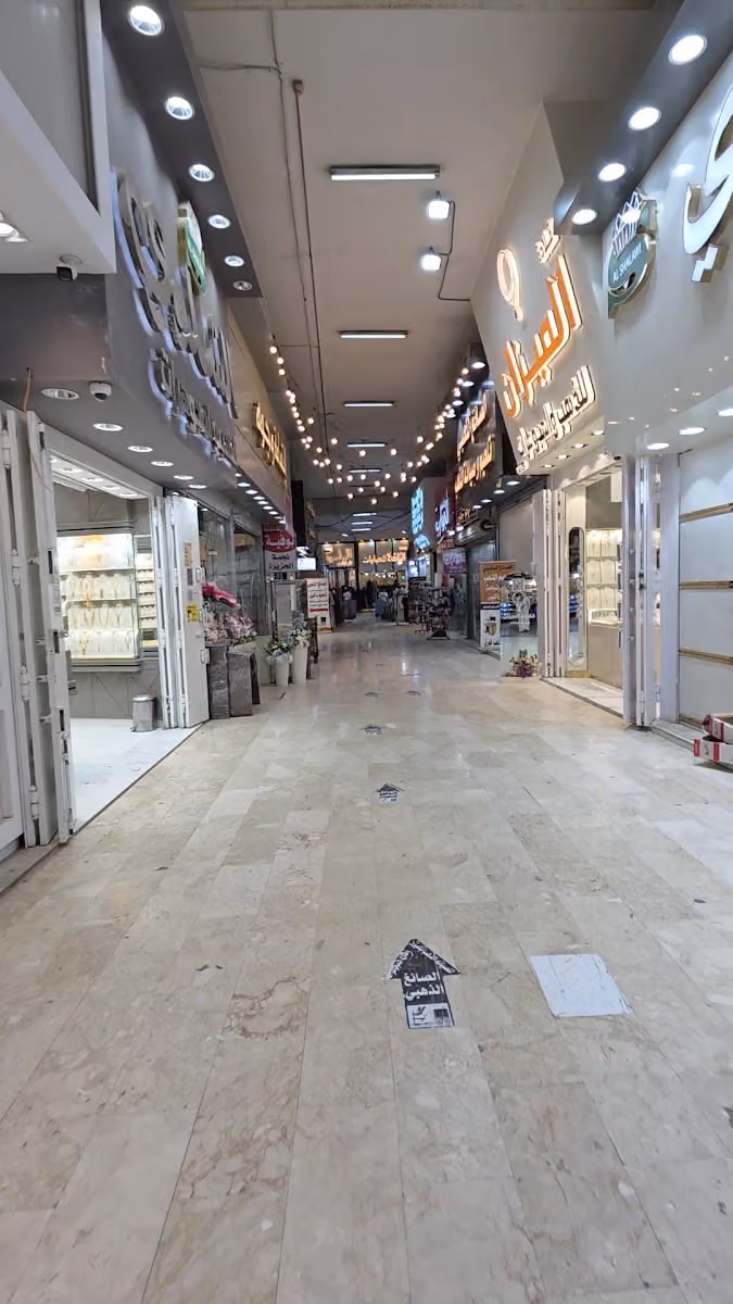 الصائغ الذهبي تلحيم وصيانه الذهب بالليزر وطلاء المجوهرات