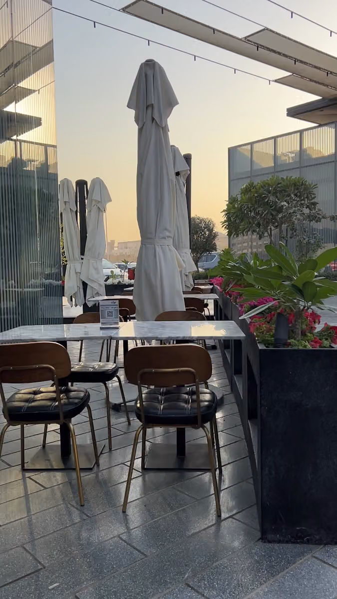 ALSO ON FIRE | BBQ & Grill Bar | 60 AVENUE