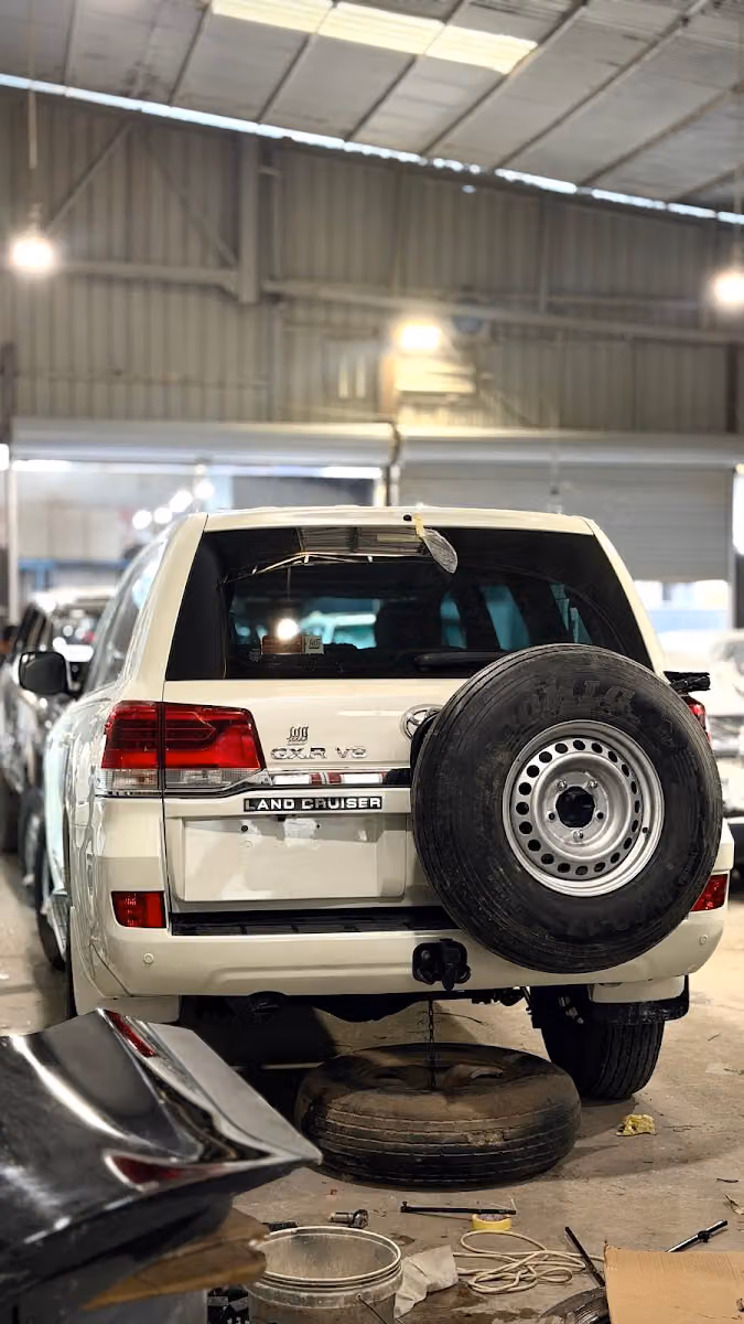 السيارة المعدنية لسمكرة السيارات Metallic Car