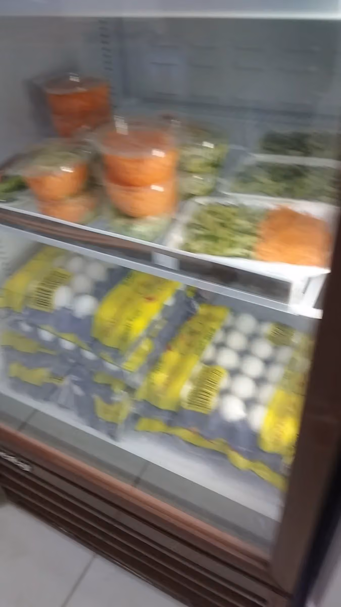 الطعام الطازج مقطع و جاهز