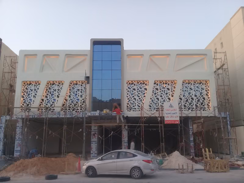 الطلاسي لأنظمة الألمنيوم – زجاج وكلادينج