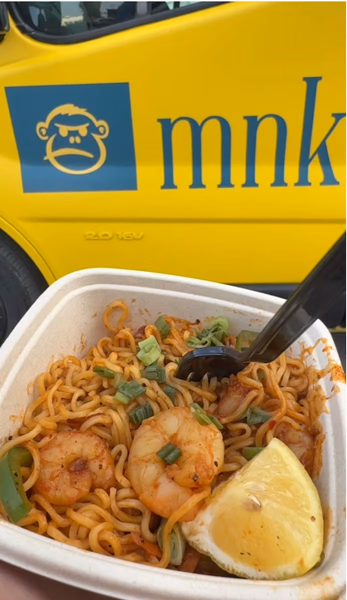اندومي MNK YUM
