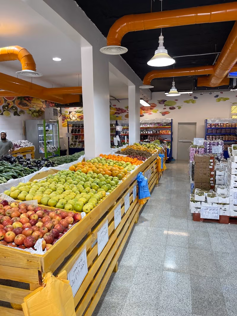 عربة الخضار للفواكه والخضار