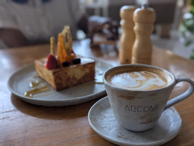 Arcomi