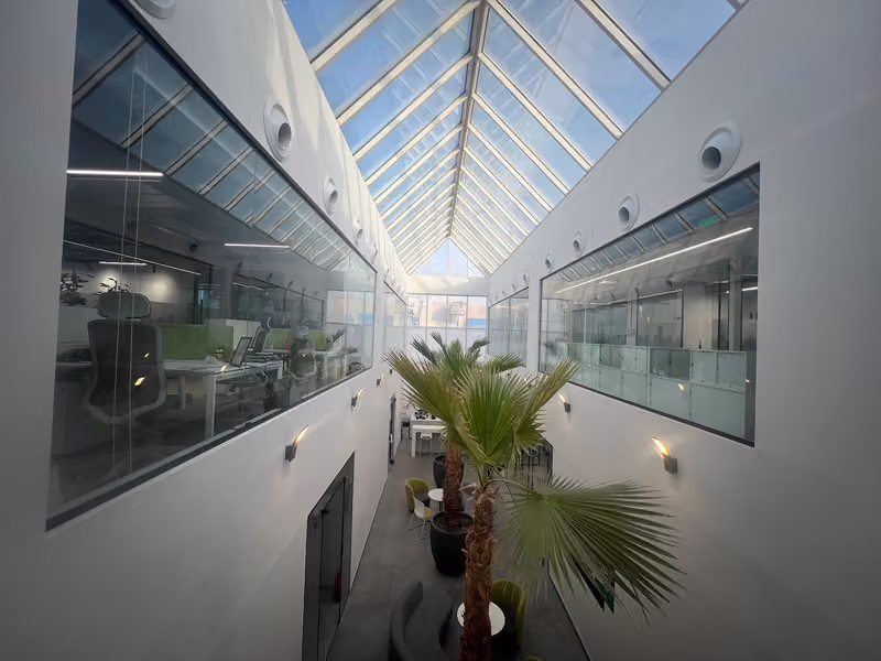 أرمادا القابضة - Armada Holding