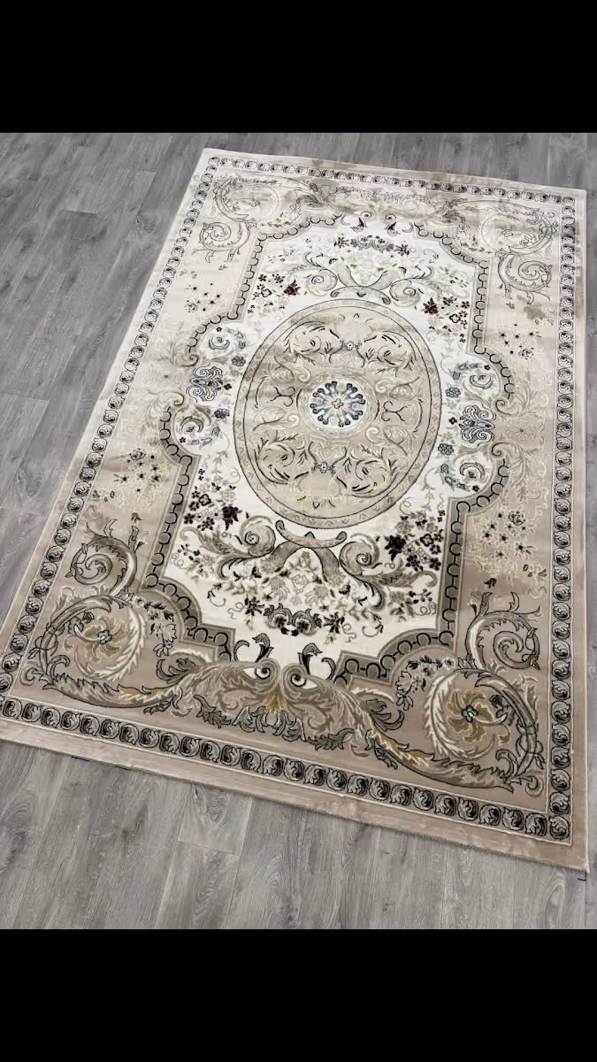اريا للسجاد فرع سوق العرب