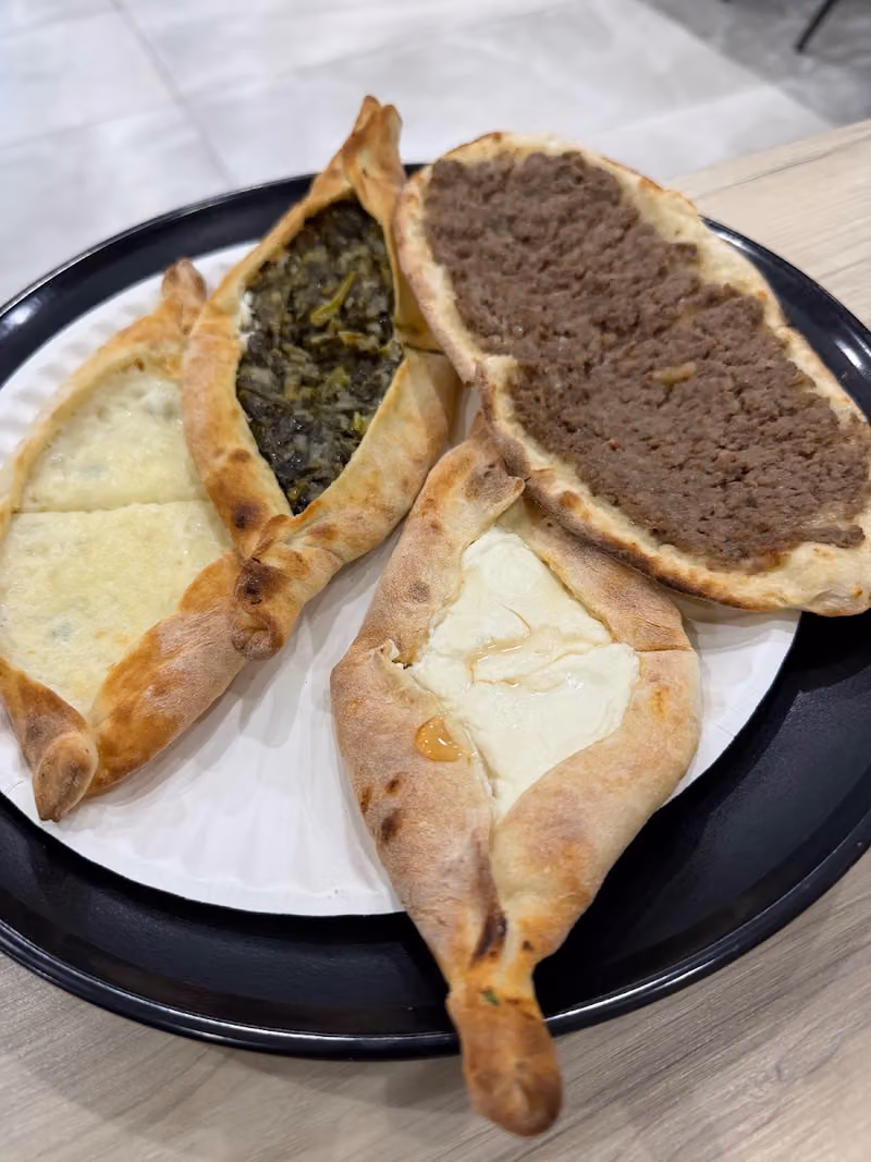 أصالة البرج للفطائر الشامية