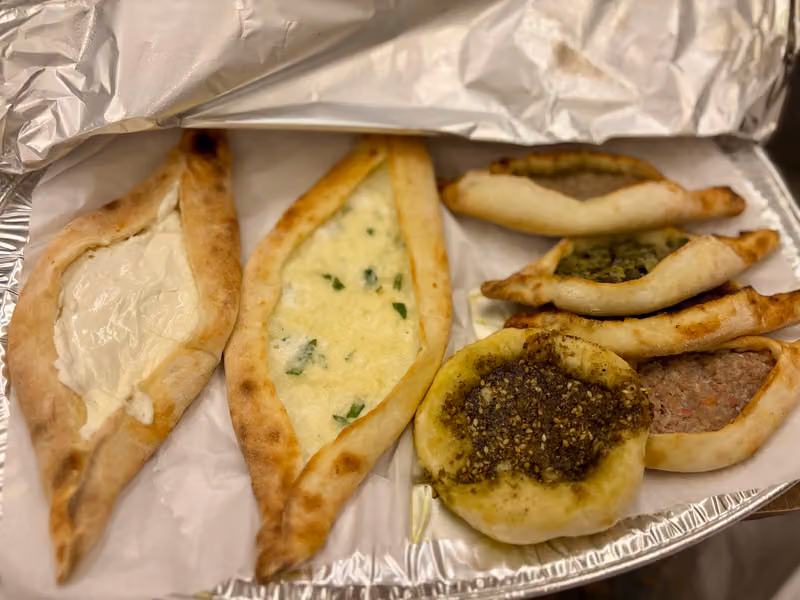 أصالة البرج للفطائر الشامية